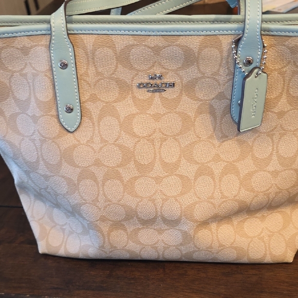 Coach Signature Coated Canvas Light Blue and Matching Wallet - Picture 3 of 10